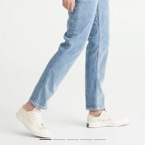 DU/ER Girlfriend Jean Performance Denim